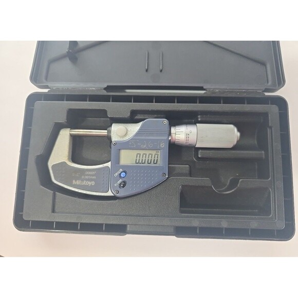 Mitutoyo 293-832-30 Digital Micrometer 0-1" Hard Case & New Battery - Picture 1 of 6